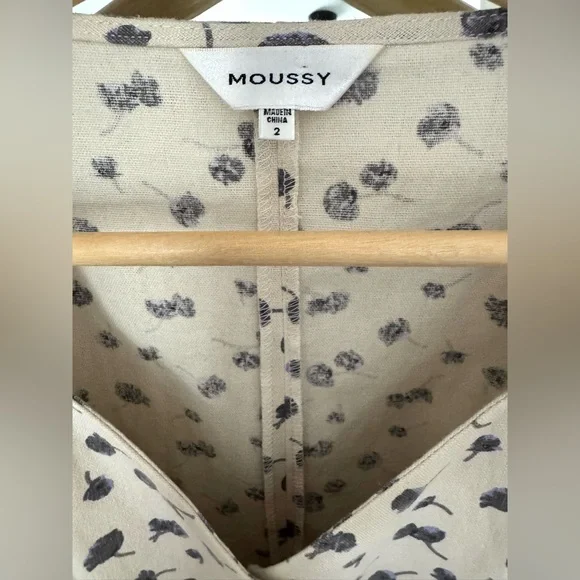 MOUSSY Linen-Cotton Button Up Dress with Floral Design (US 2) - Picture 4 of 5